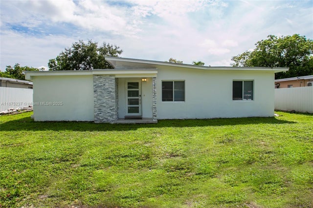 1 of 20 - N/A, North Miami, FL