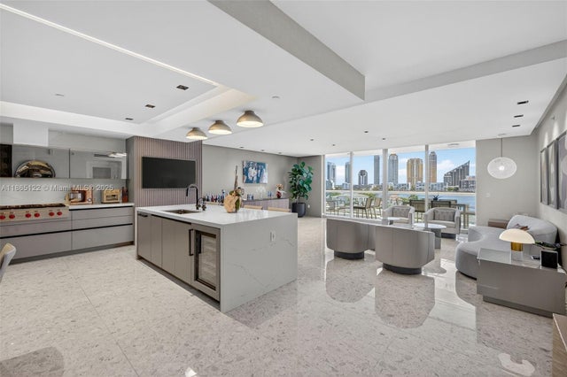 1 of 99 - 6000 Island Blvd 707, Aventura, FL