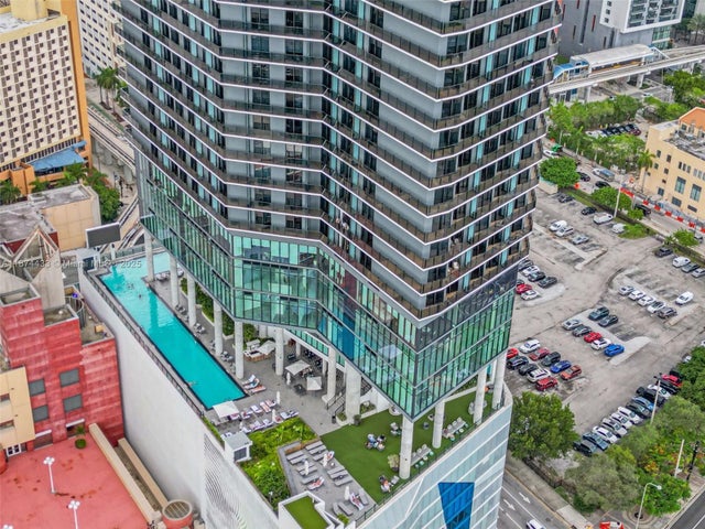 2 of 25 - 398 Ne 5th St 1514, Miami, FL