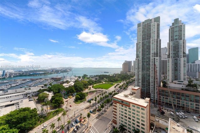 3 of 11 - 398 Ne 5th St 1514, Miami, FL