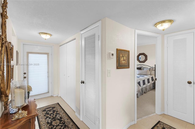 3 of 47 - 8950 Sunrise Lakes Blvd 309, Sunrise, FL