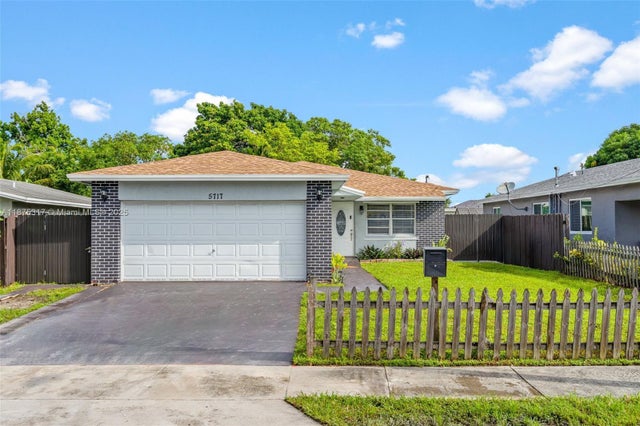 1 of 34 - 5717 Mayo St, Hollywood, FL