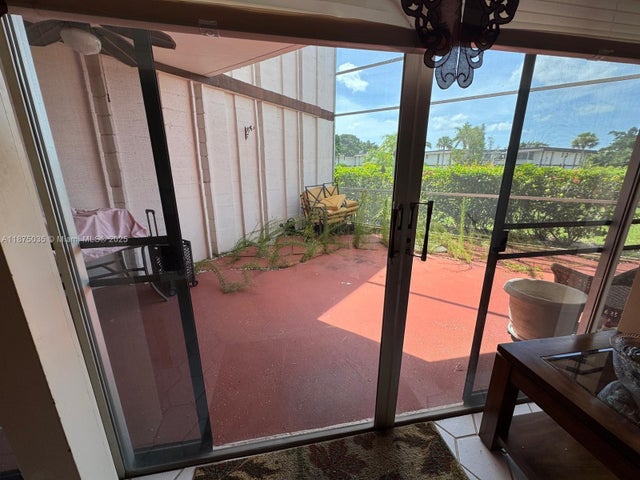 2 of 6 - N/A, Royal Palm Beach, FL