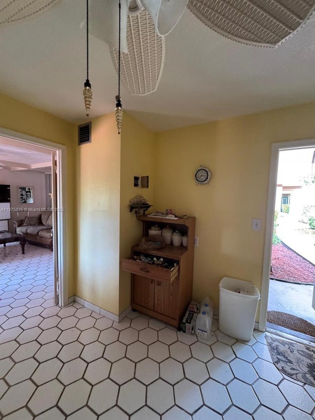 5 of 6 - N/A, Royal Palm Beach, FL