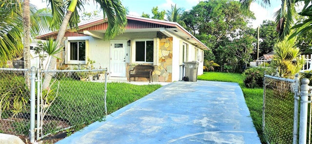 1 of 17 - 5704 Sw 37th St, West Park, FL