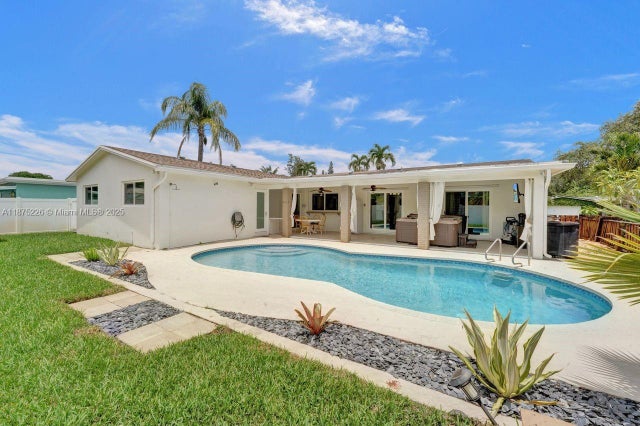 2 of 66 - 5031 Sw 88th Ter, Cooper City, FL