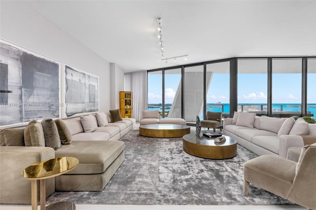 2 of 31 - 1000 Biscayne Blvd 3801, Miami, FL
