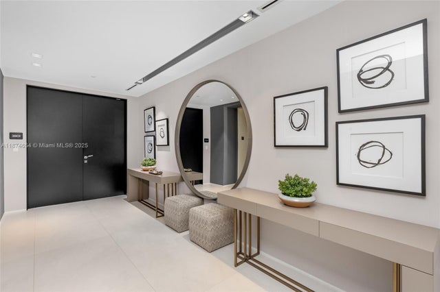 4 of 31 - 1000 Biscayne Blvd 3801, Miami, FL