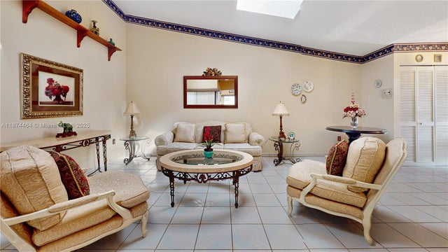 4 of 28 - 10428 Sw 118th Pl, Miami, FL