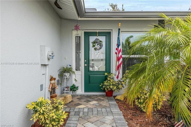 3 of 15 - 200 Village Circle, La Belle, FL