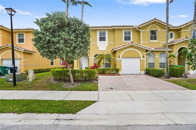 1 of 40 - 11753 Sw 137th Path, Miami, FL