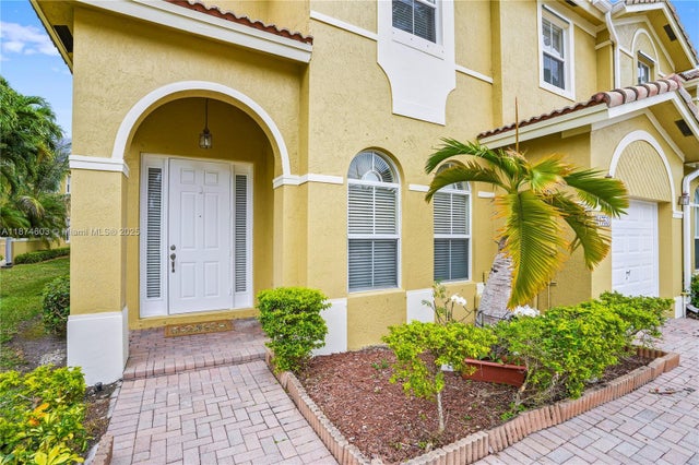 5 of 40 - 11753 Sw 137th Path, Miami, FL