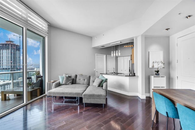 3 of 23 - 480 Ne 30th St Ph2205, Miami, FL