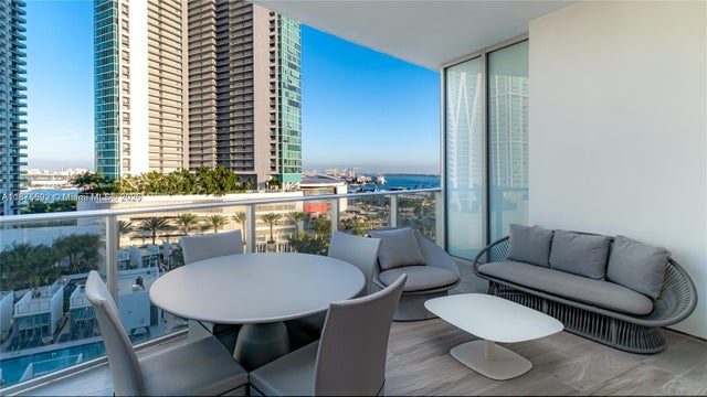 851 Ne 1st Ave 1203, Miami