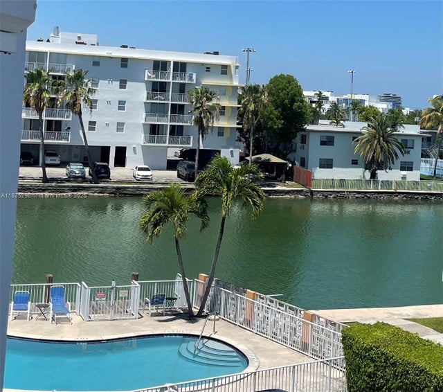 2 of 14 - 1185 Marseille Dr 307, Miami Beach, FL