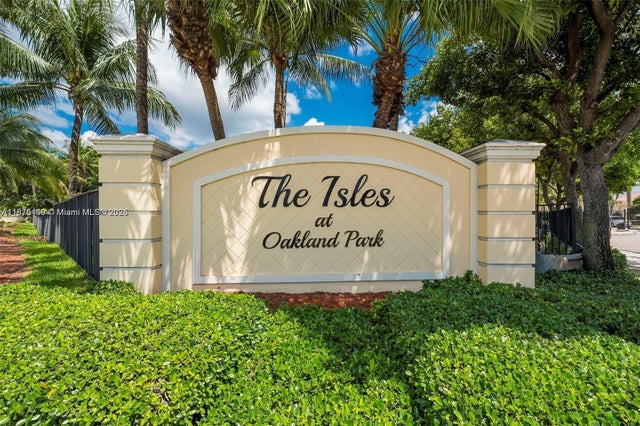 2 of 57 - 3237 Nw 32nd Ter, Fort Lauderdale, FL