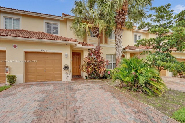 3 of 57 - 3237 Nw 32nd Ter, Fort Lauderdale, FL