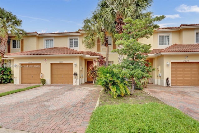 4 of 57 - 3237 Nw 32nd Ter, Fort Lauderdale, FL