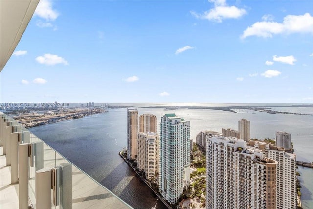 4 of 69 - 300 Biscayne Blvd Way 5002 Duplex, Miami, FL