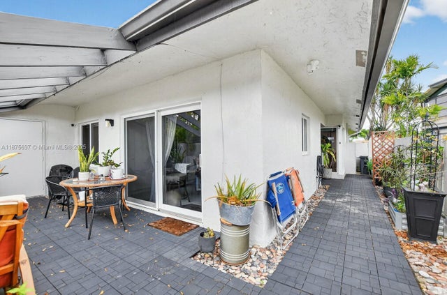 2 of 28 - 13406 Sabal Palm Ct B, Delray Beach, FL