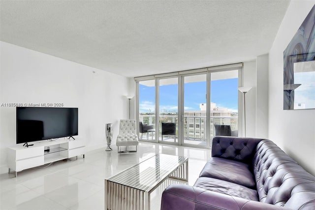 5 of 21 - 5601 Collins Ave 925, Miami Beach, FL