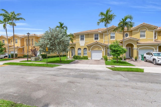 2 of 28 - 11742 Sw 137th Pl, Miami, FL