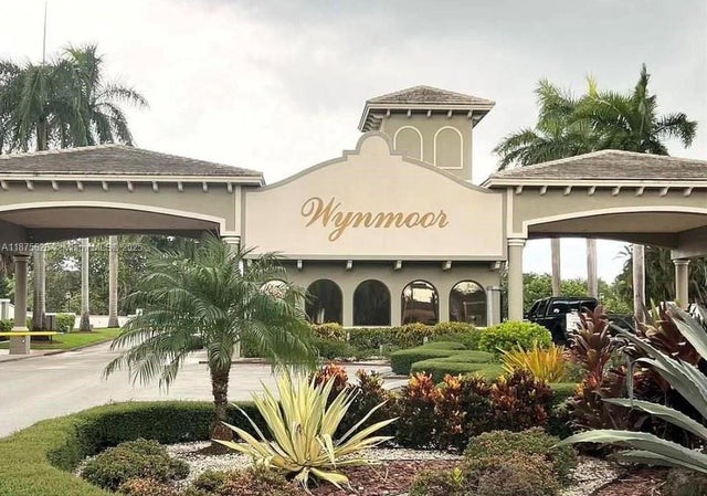 1 of 24 - 2002 Granada Dr J3, Coconut Creek, FL