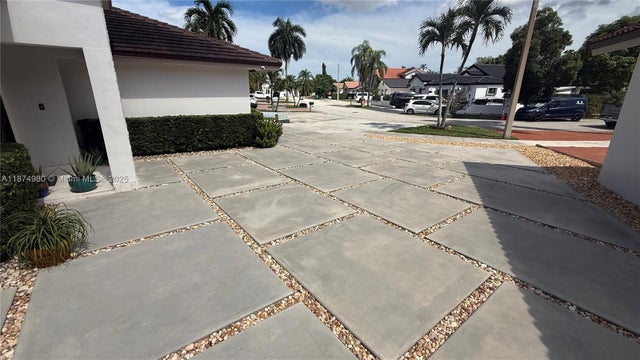 4 of 38 - 840 Nw 134th Ave, Miami, FL