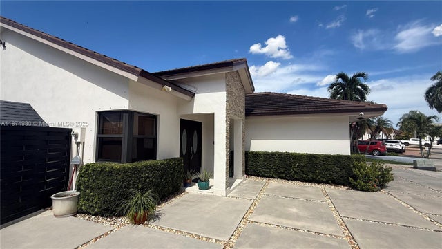5 of 38 - 840 Nw 134th Ave, Miami, FL
