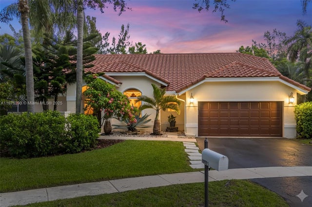 1 of 47 - 10901 Nw 18th Dr, Plantation, FL