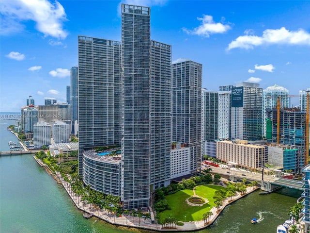 1 of 39 - 485 Brickell Avenue 4902, Miami, FL