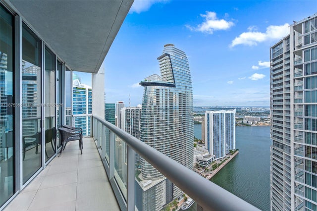 2 of 39 - 485 Brickell Avenue 4902, Miami, FL