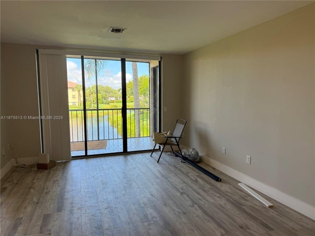 2 of 31 - 5147 Europa Dr N, Boynton Beach, FL