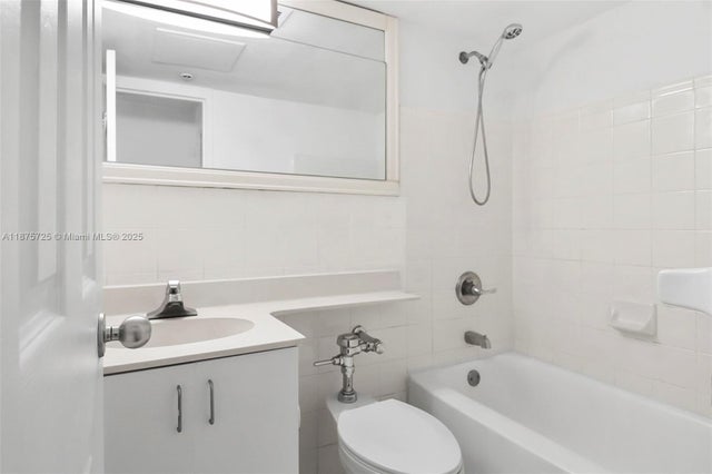 4 of 19 - 1500 Bay Rd 1182s, Miami Beach, FL