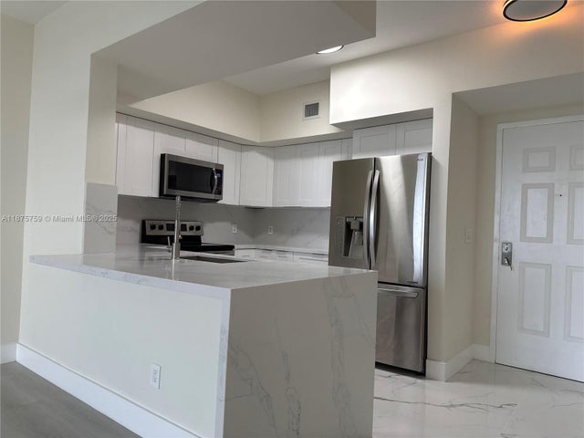 3 of 33 - 888 S Douglas Rd 1502, Coral Gables, FL