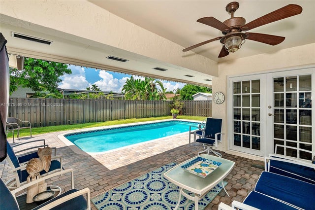 3 of 29 - 8850 Nw 7th St, Pembroke Pines, FL