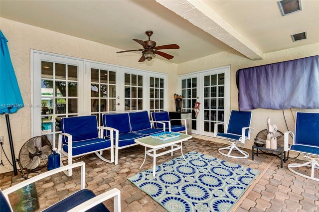 4 of 29 - 8850 Nw 7th St, Pembroke Pines, FL