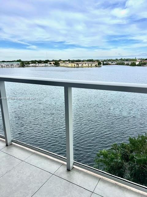 1301 Ne Miami Gardens Dr 502w, Miami