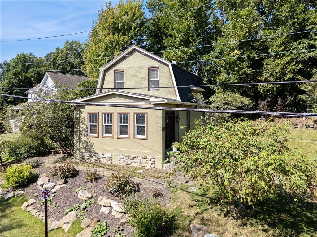 1020 Cedar Boulevard, Mt Lebanon