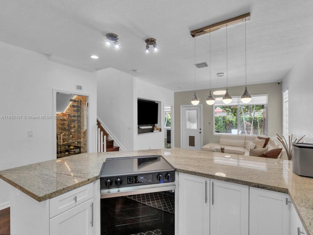 5 of 42 - 8956 Sw 215th Ln, Cutler Bay, FL