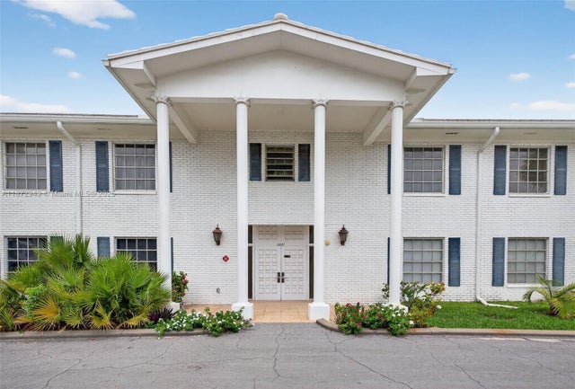 1 of 52 - 2261 Ne 67th St 1806, Fort Lauderdale, FL