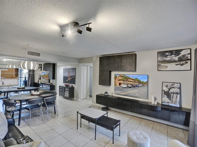 4 of 16 - 8415 Sw 107th Ave 256w, Miami, FL