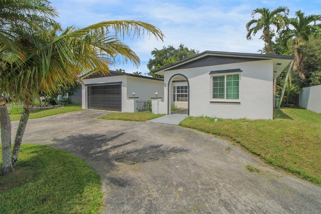 1 of 32 - 9411 Nw 19th St, Pembroke Pines, FL