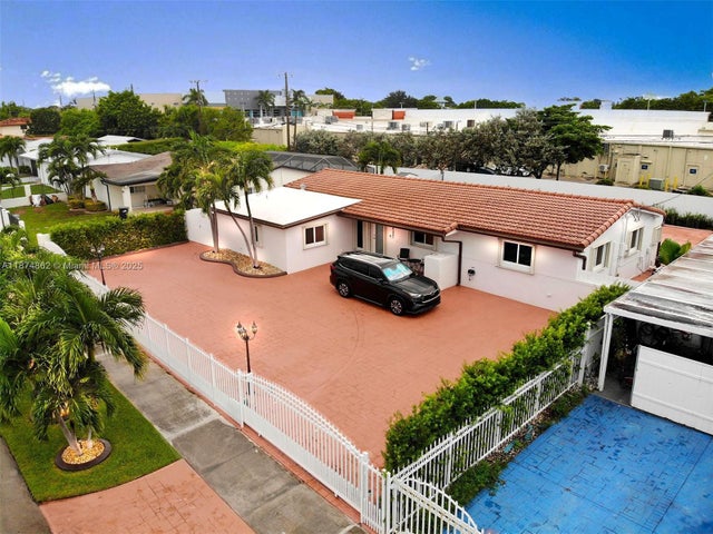 3 of 40 - 9331 Sw 57th Ter, Miami, FL