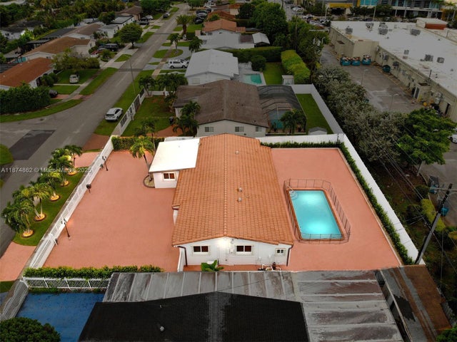 5 of 40 - 9331 Sw 57th Ter, Miami, FL