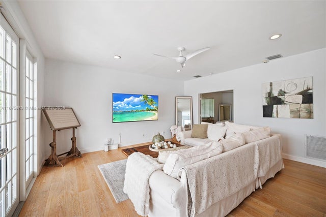 5 of 45 - 3249 Muirfield, Weston, FL