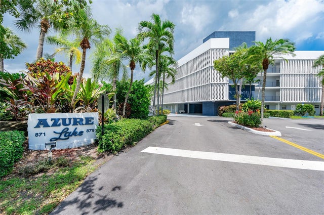 1 of 46 - 875 Ne 195th St 112, Miami, FL