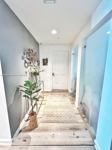1 of 35 - 3340 Ne 190th St 1507, Aventura, FL