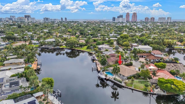 3 of 20 - 2401 Fryer Pt, Fort Lauderdale, FL