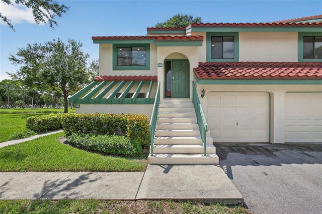 1 of 52 - 19 W Lexington Ln W E, Palm Beach Gardens, FL